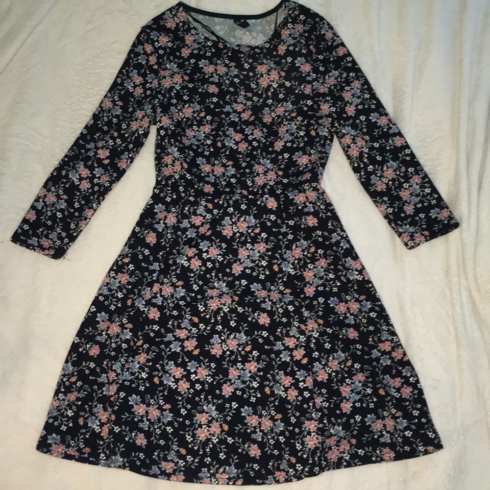 H & M Black Floral Print Dress